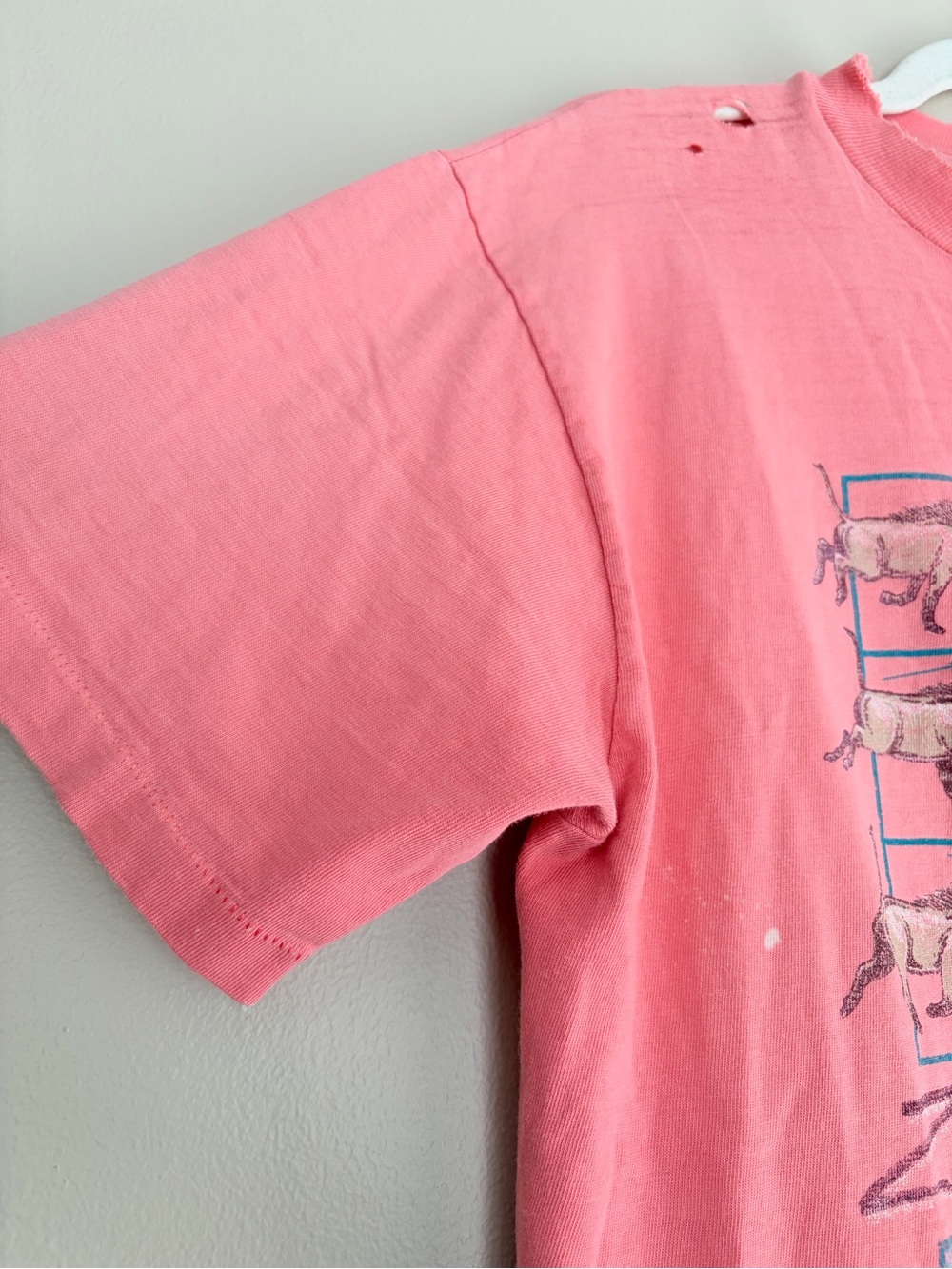 True Vintage worn Coca Cola Pink 'Zoo Run '92' Graphic Tee - Picture 4 of 7
